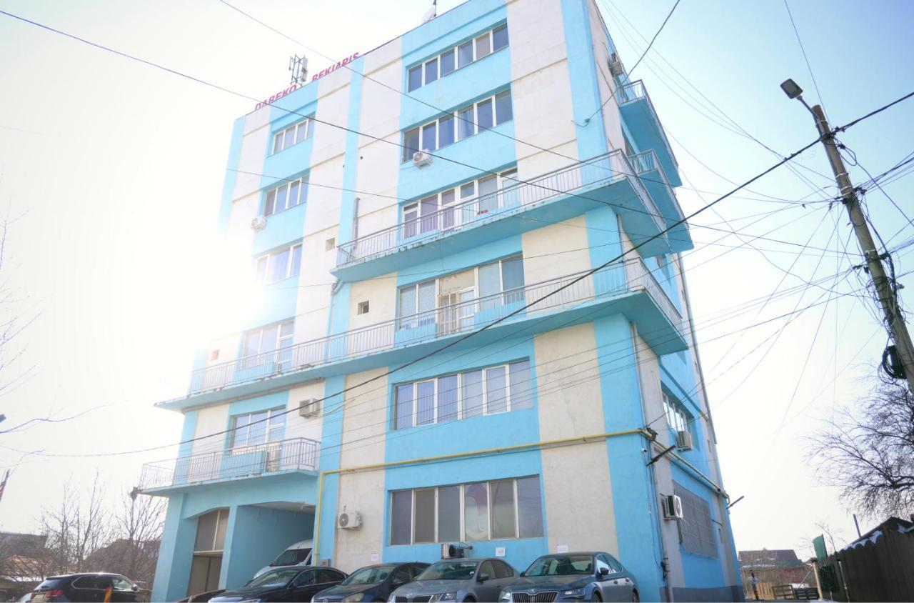 Luana Airport Apartments #3 Otopeni Exterior foto